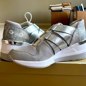 BRAND NEW: MICHAEL Michael Kors Beckett Trainer Sneakers, Silver/Gray 9 1/5